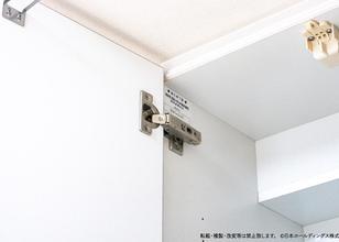 耐震ラッチ付吊戸棚